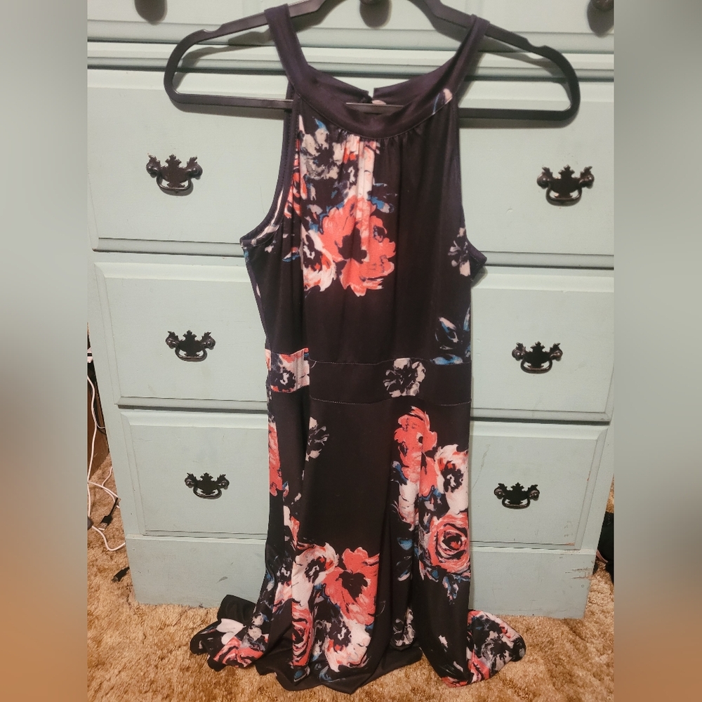 Chic Floral Midi Dress